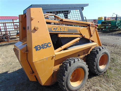 does a 2007 case 1845c skid steer have auxiliary|case 1845c skid steer review.